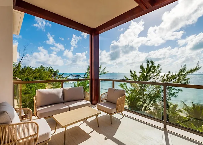 Artila Beach Condos, Isla Mujeres