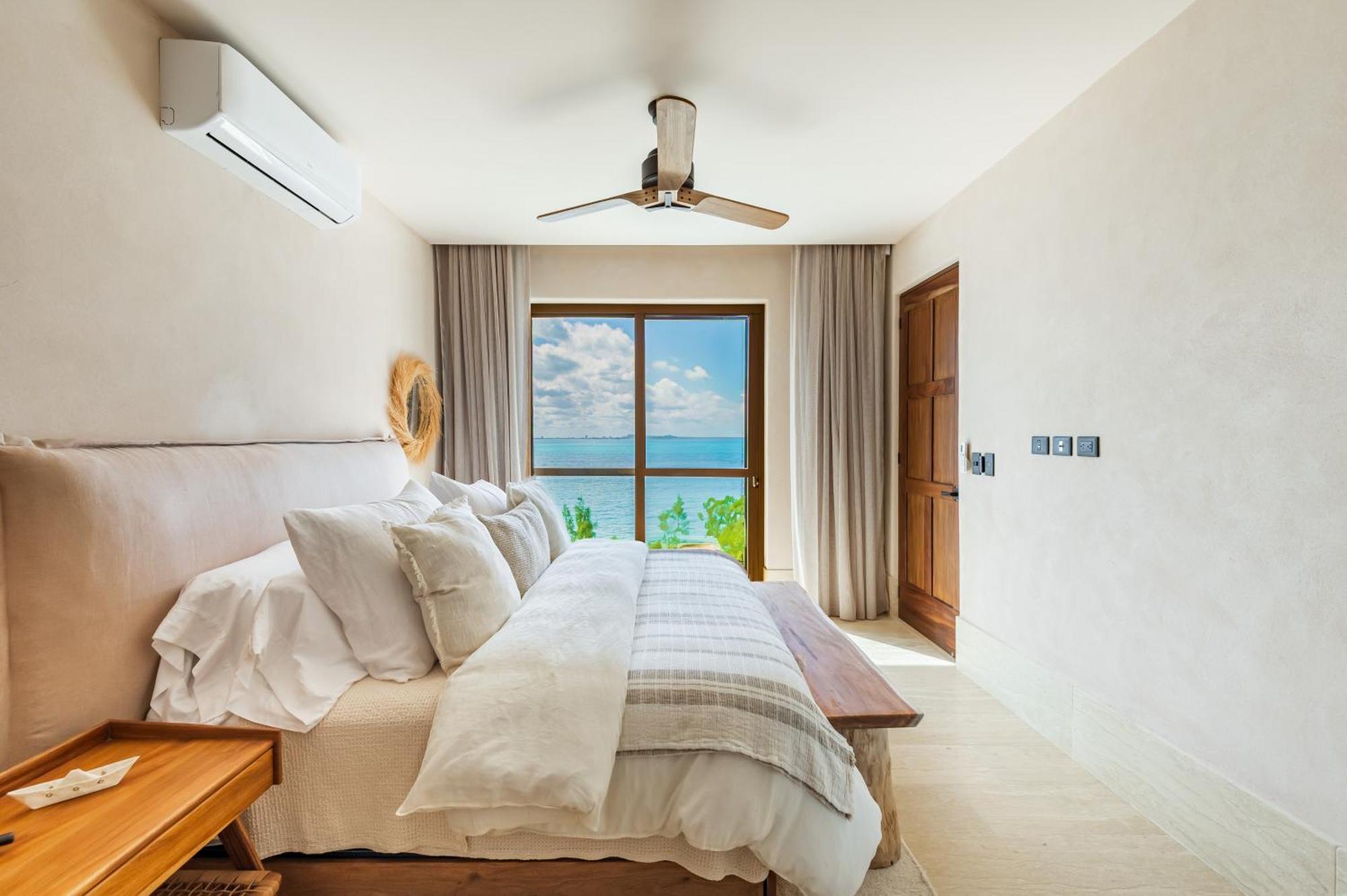Artila Condos, Isla Mujeres