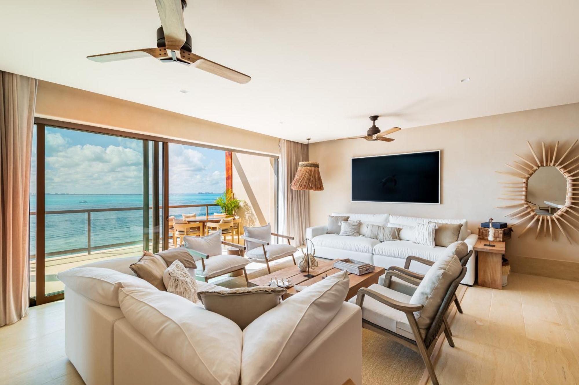 Artila Condos, Isla Mujeres