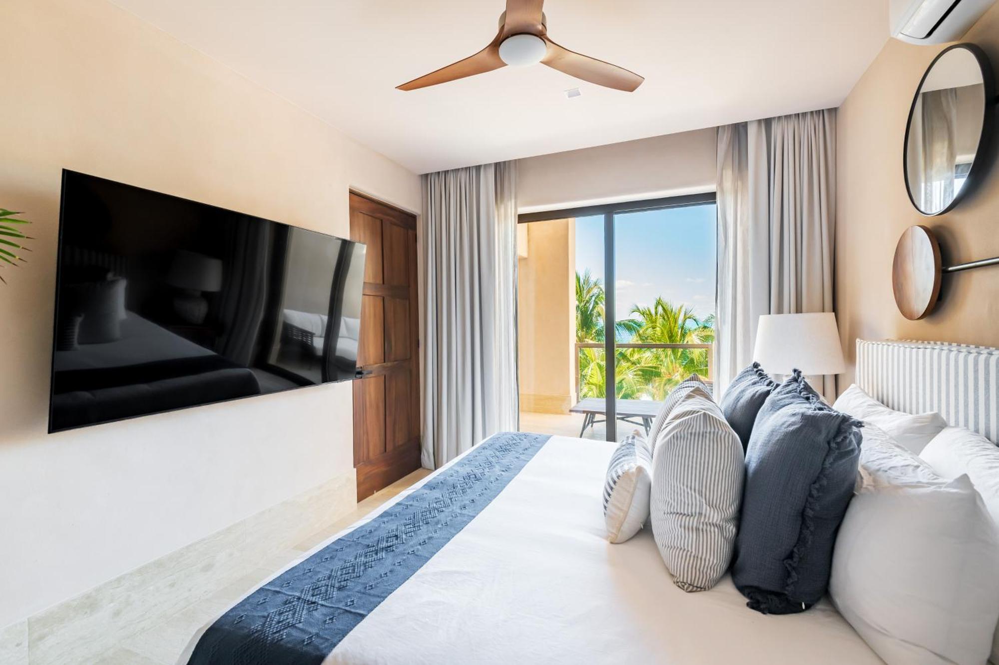 Artila Condos,