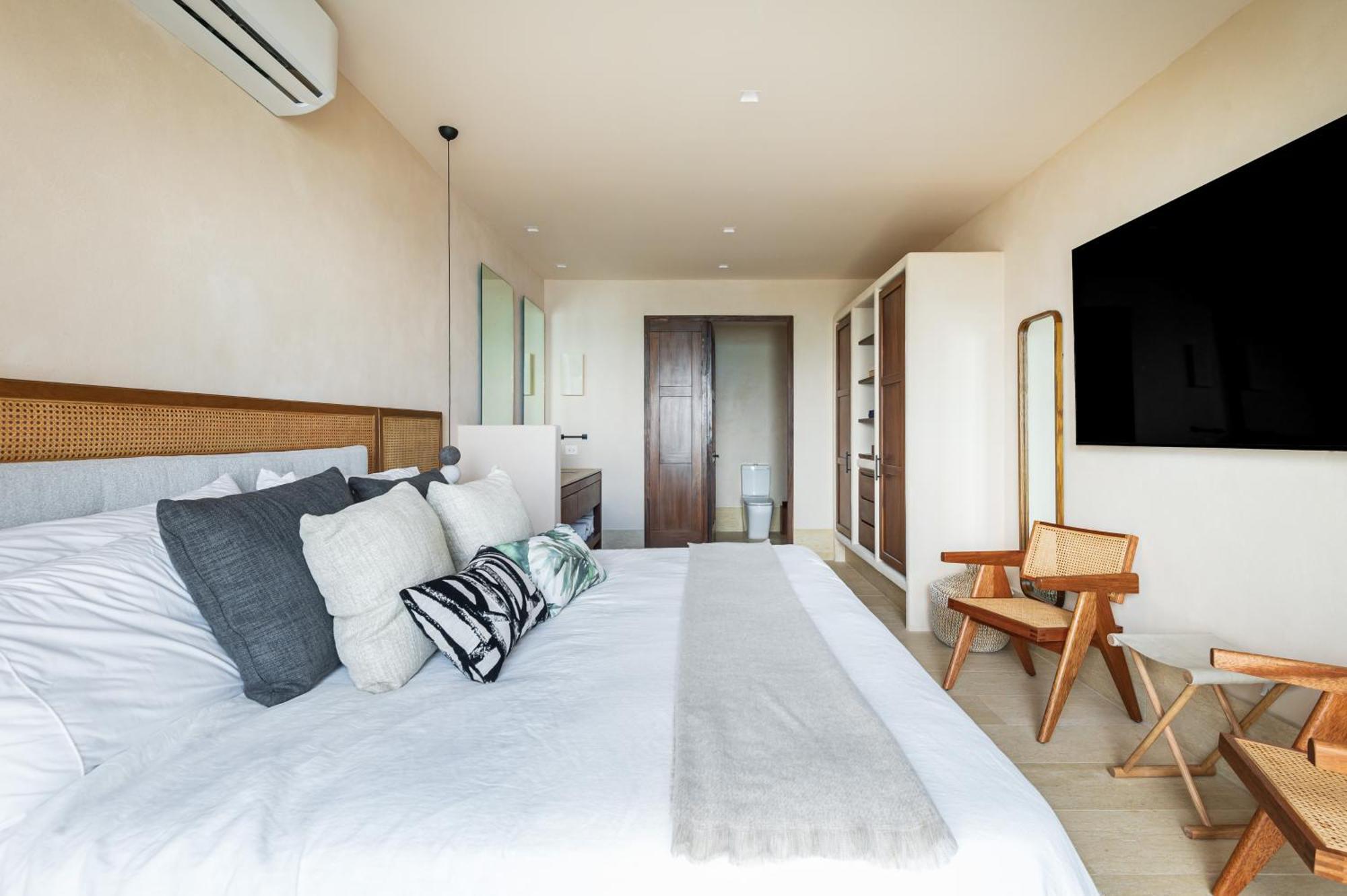 Artila Condos, Apartamento *
