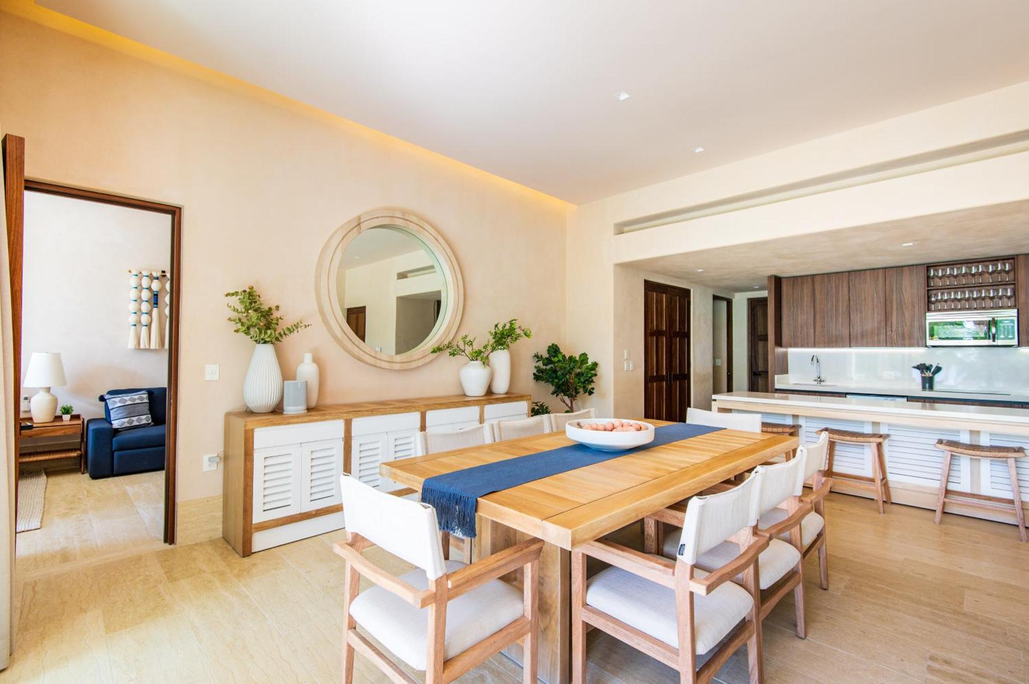 Artila Condos, Isla Mujeres